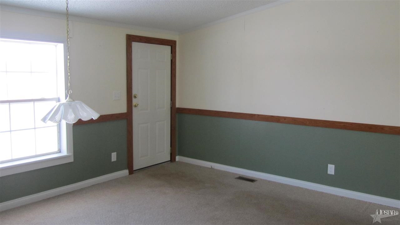 988 S 700 E, Avilla, IN 46710 photo 9