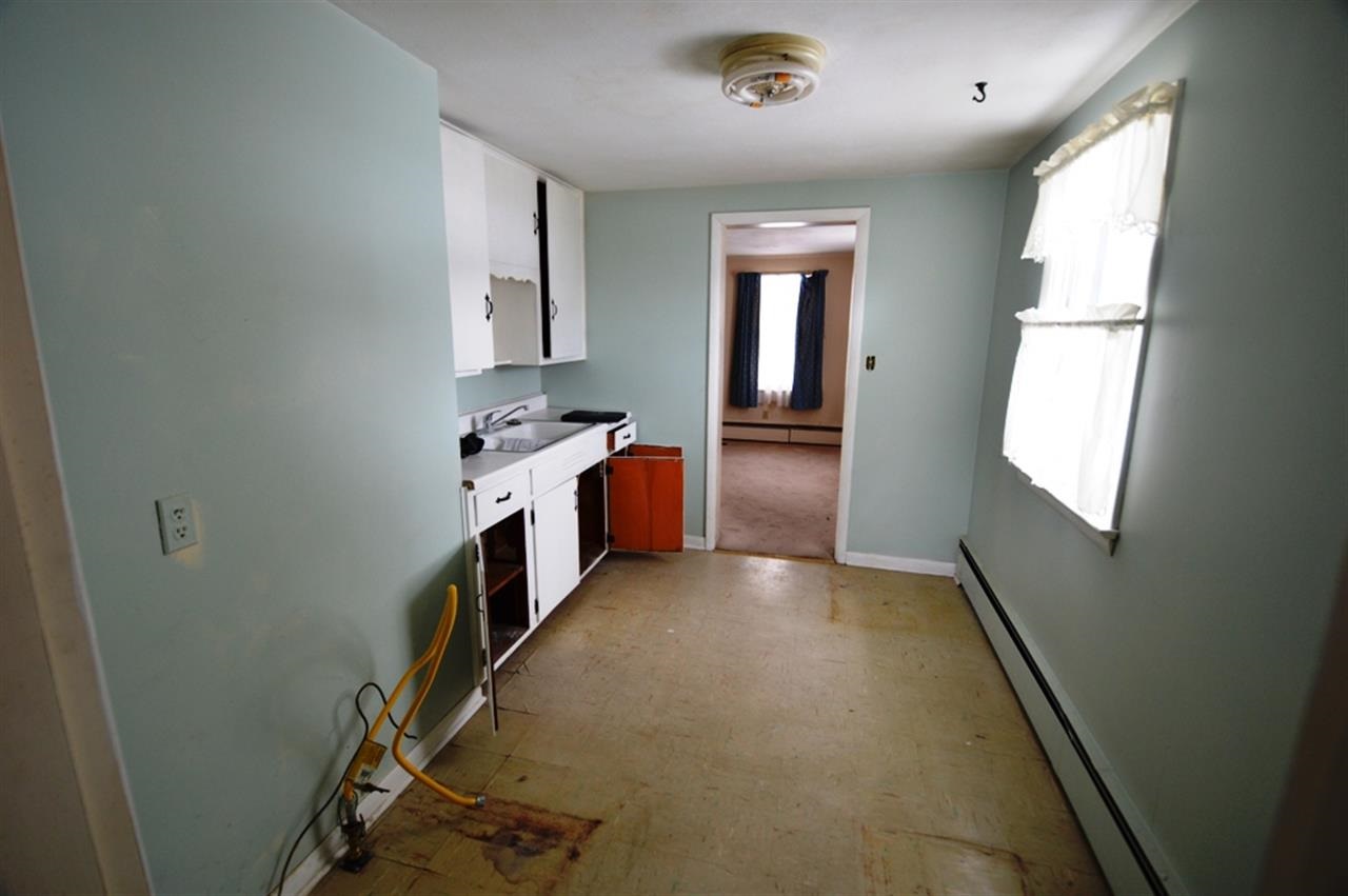 858 S Clay St, Frankfort, IN 46041 photo 4