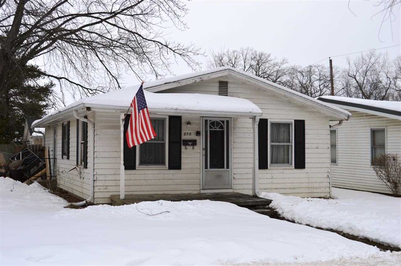 858 S Clay St, Frankfort, IN 46041 photo 1