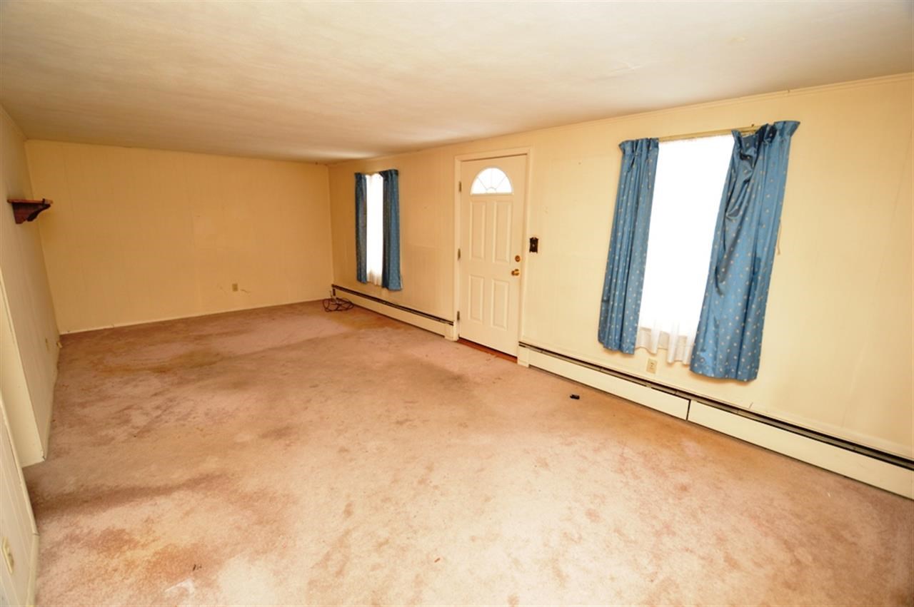 858 S Clay St, Frankfort, IN 46041 photo 2