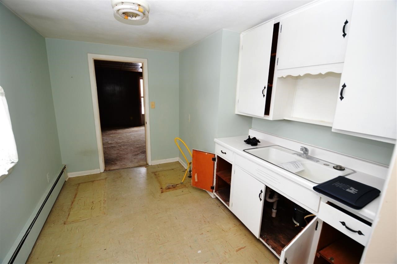 858 S Clay St, Frankfort, IN 46041 photo 6