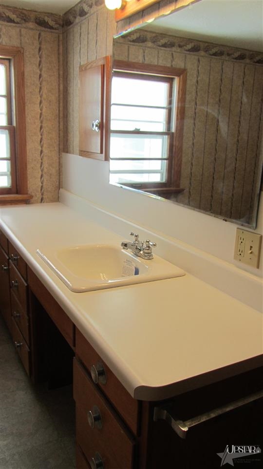 12214 E Tillman Rd, Fort Wayne, IN 46816 photo 5