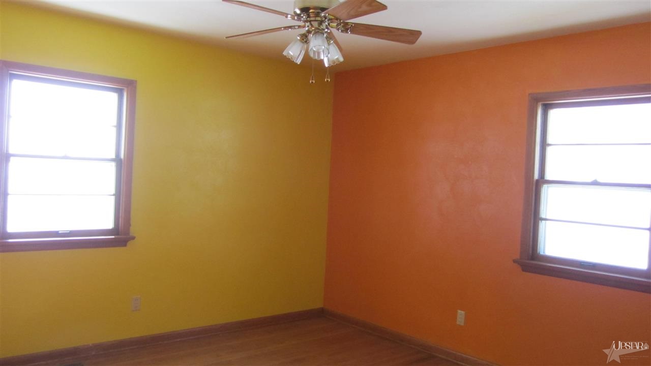 12214 E Tillman Rd, Fort Wayne, IN 46816 photo 9