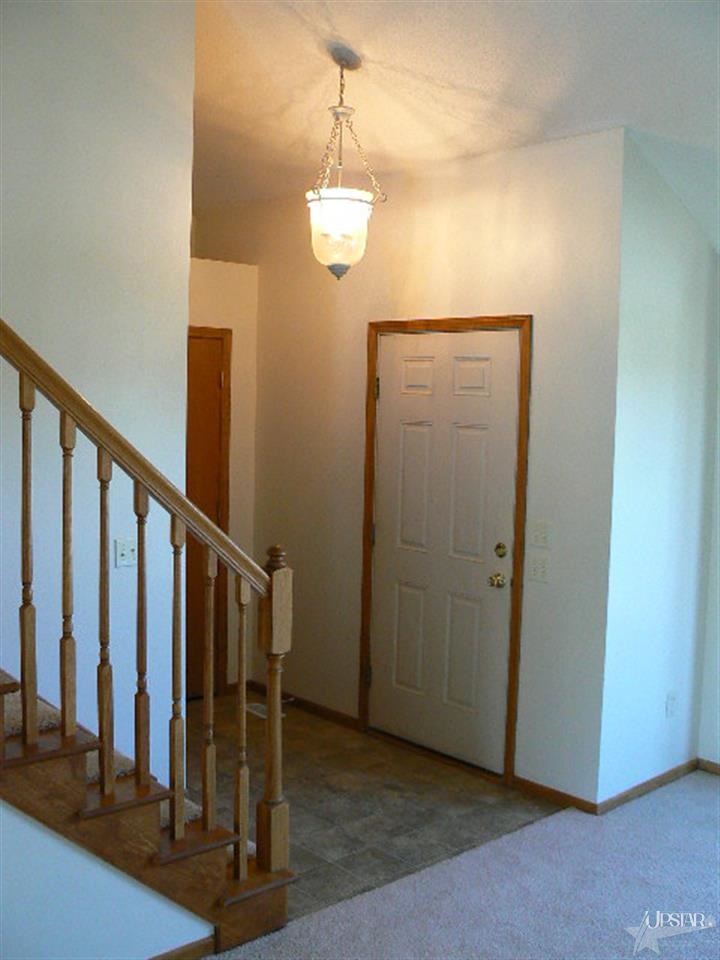 10011 Serpentine Cv, Fort Wayne, IN 46804 photo 2