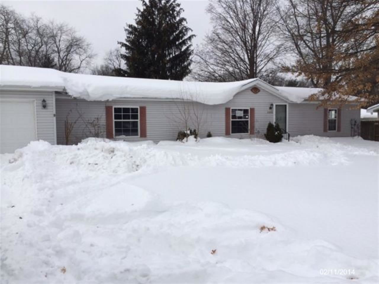 2003 N Home St, Mishawaka, IN 46545 photo 1