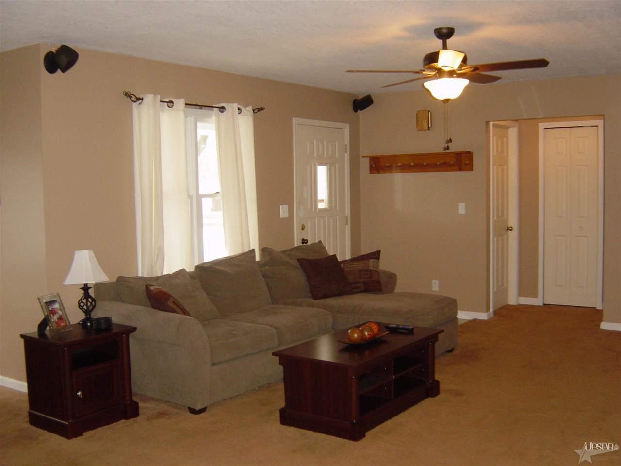 1327 Clark Ave, Bluffton, IN 46714 photo 3