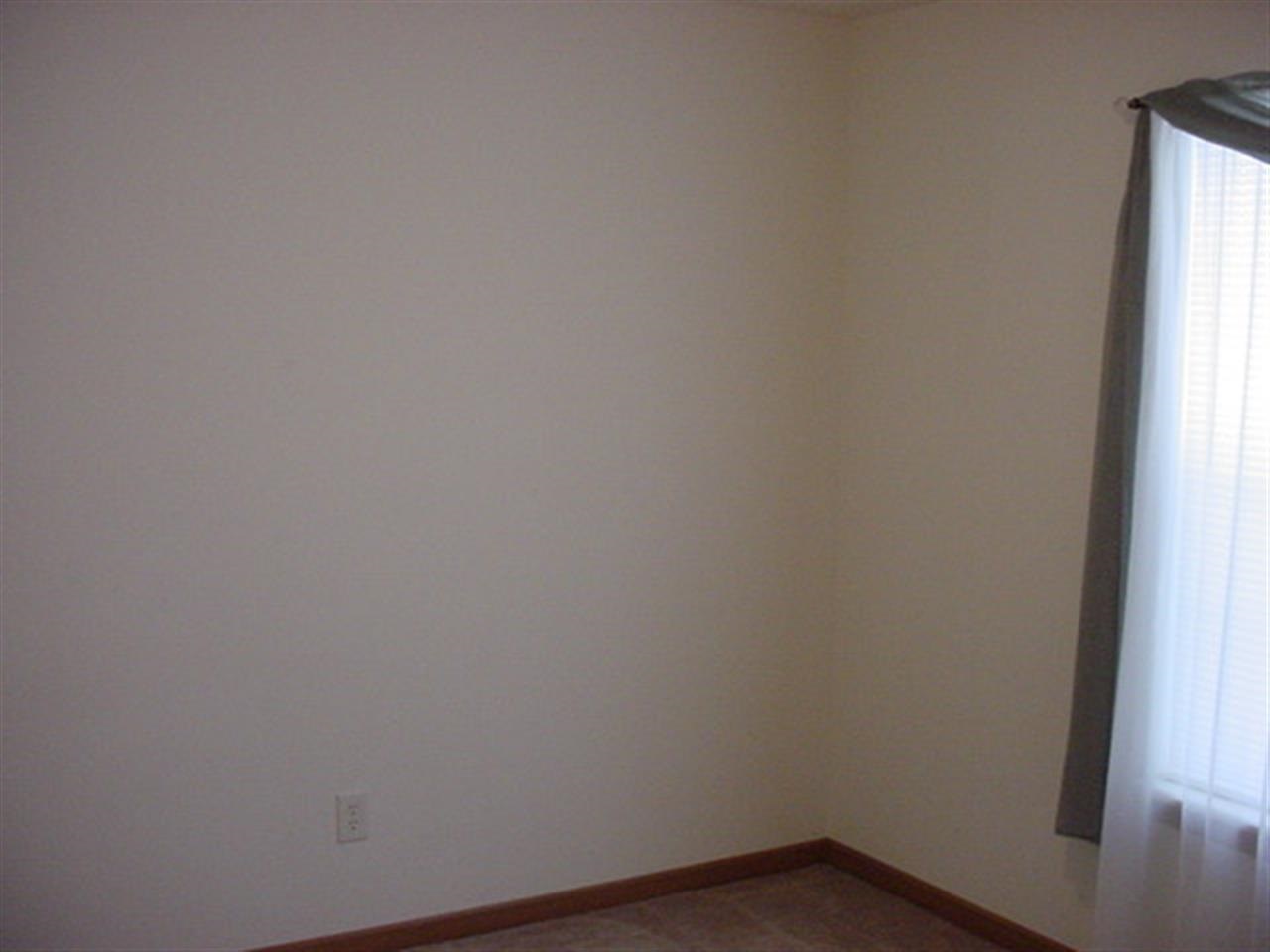 1005 Swan St, Bristol, IN 46507 photo 6