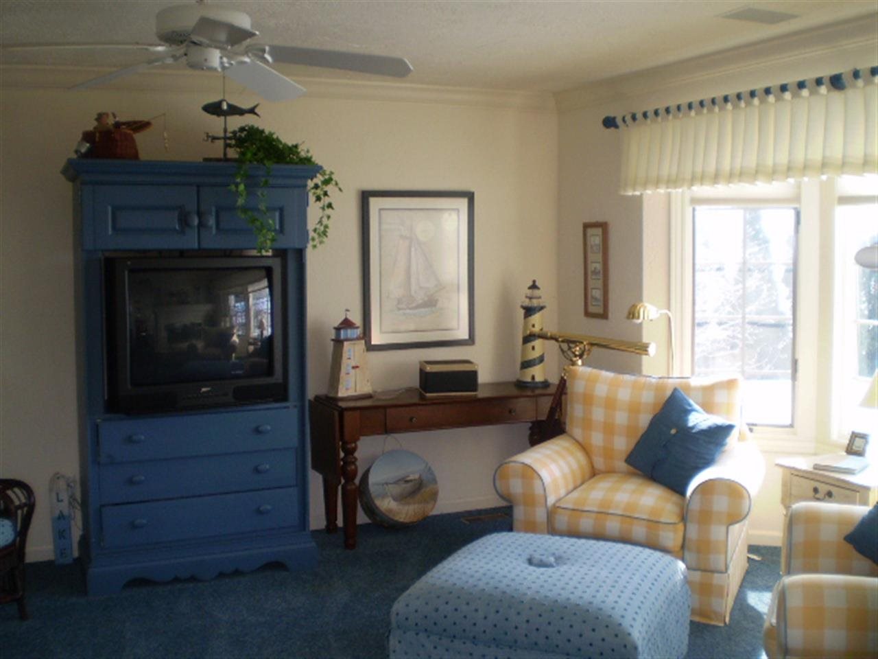 11953 N Ogden Point Rd, Syracuse, IN 46567 photo 11