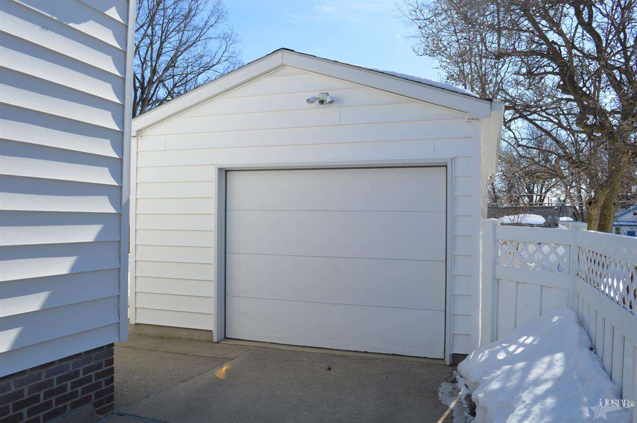 440 Dalgren Ave, Fort Wayne, IN 46805 photo 5