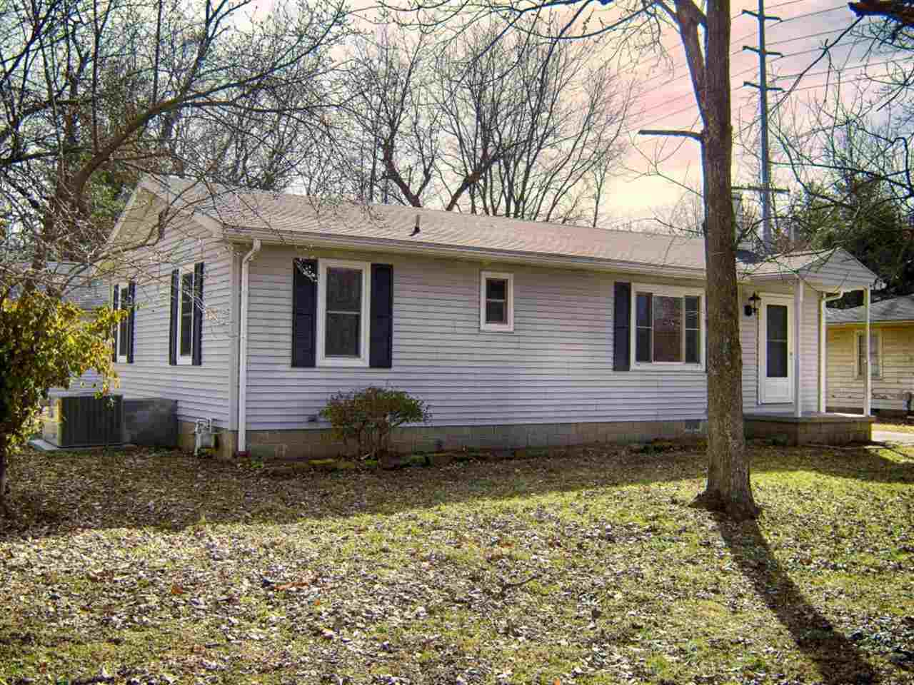 313 Hillcrest Dr, Newburgh, IN 47630 photo 1