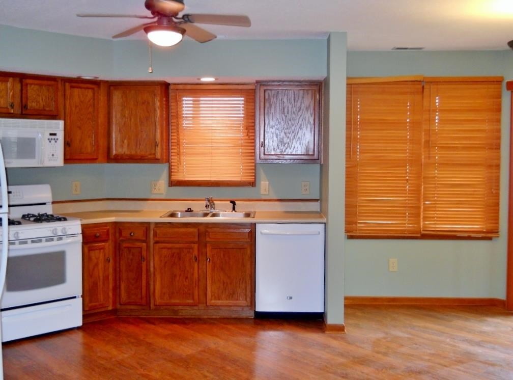 2011 Granny Smith Pl, Kendallville, IN 46755 photo 8