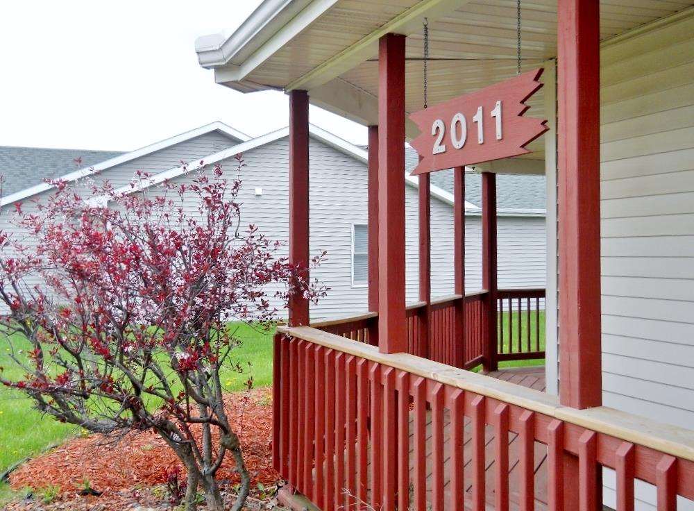 2011 Granny Smith Pl, Kendallville, IN 46755 photo 3