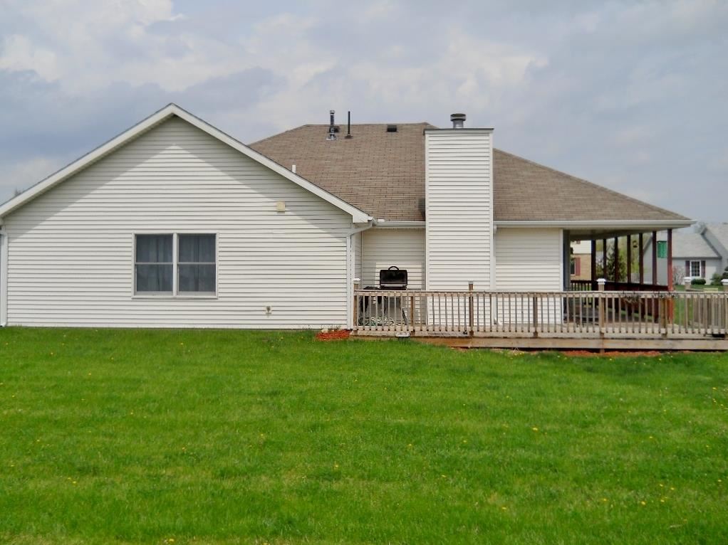 2011 Granny Smith Pl, Kendallville, IN 46755 photo 4