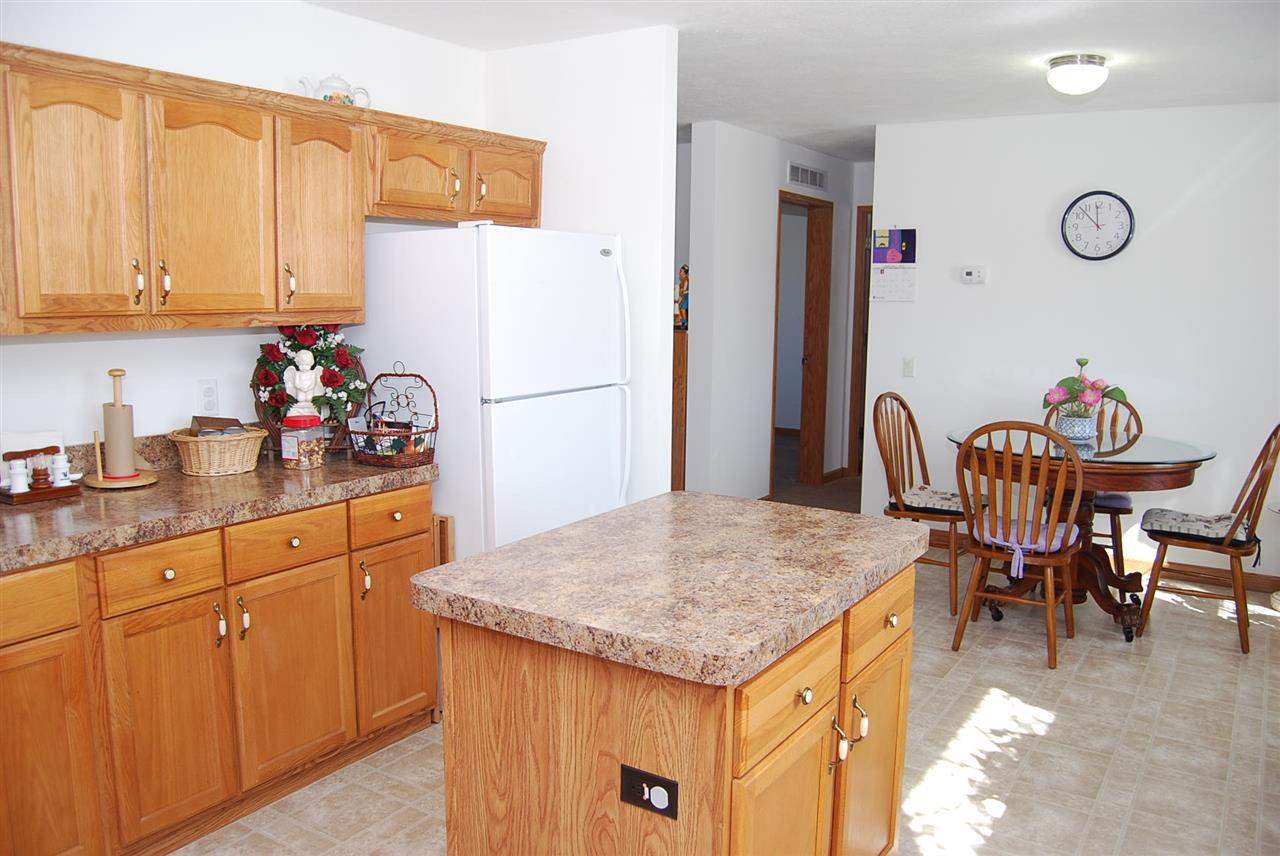 5540 S State Road 162, Huntingburg, IN 47542 photo 3