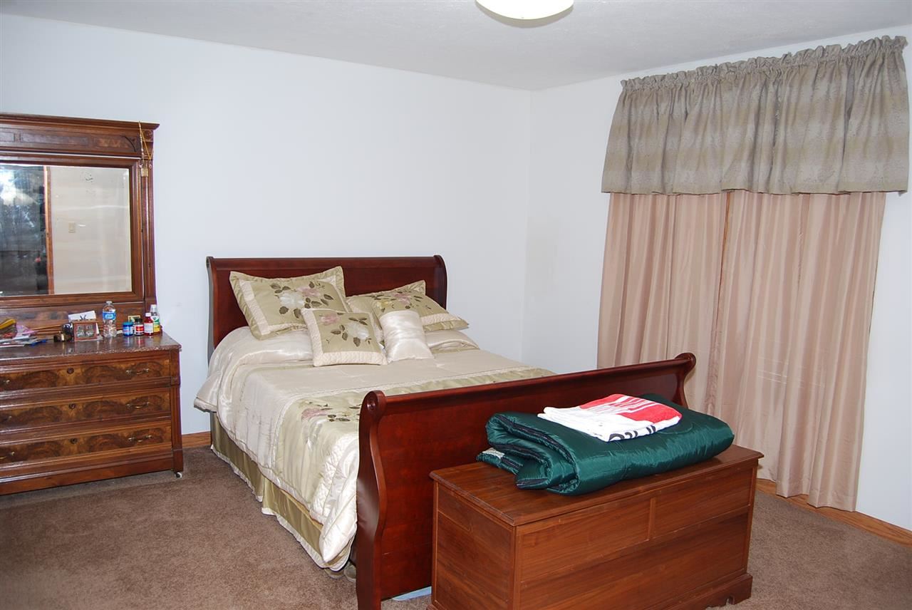 5540 S State Road 162, Huntingburg, IN 47542 photo 6