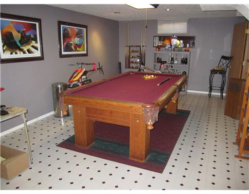 2254 Ribourde Dr, South Bend, IN 46628 photo 11