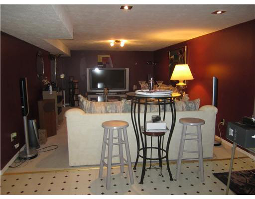 2254 Ribourde Dr, South Bend, IN 46628 photo 12
