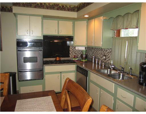 2254 Ribourde Dr, South Bend, IN 46628 photo 3