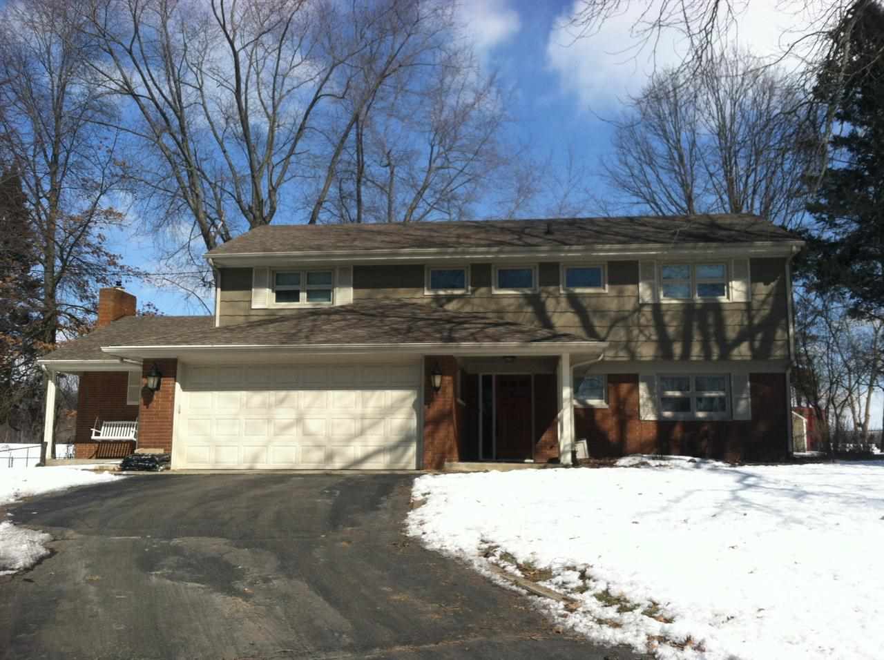 1611 E Springhill Rd, Warsaw, IN 46580 photo 1