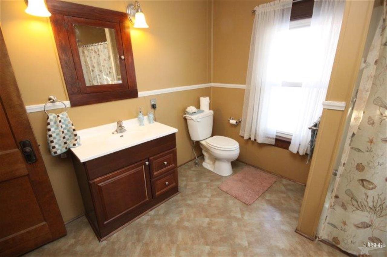 317 Lexington Ct, Fort Wayne, IN 46806 photo 10