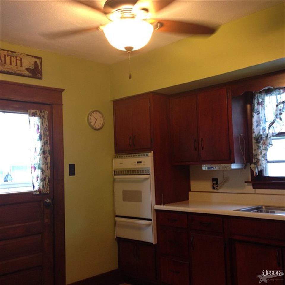 317 Lexington Ct, Fort Wayne, IN 46806 photo 8