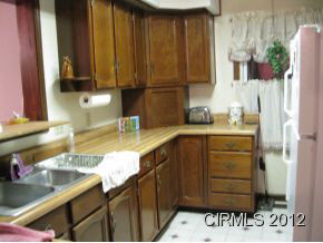 1628 Kingston Rd, Kokomo, IN 46901 photo 4