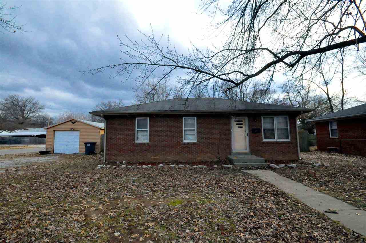 2223 Monroe Ave, Evansville, IN 47714 photo 1