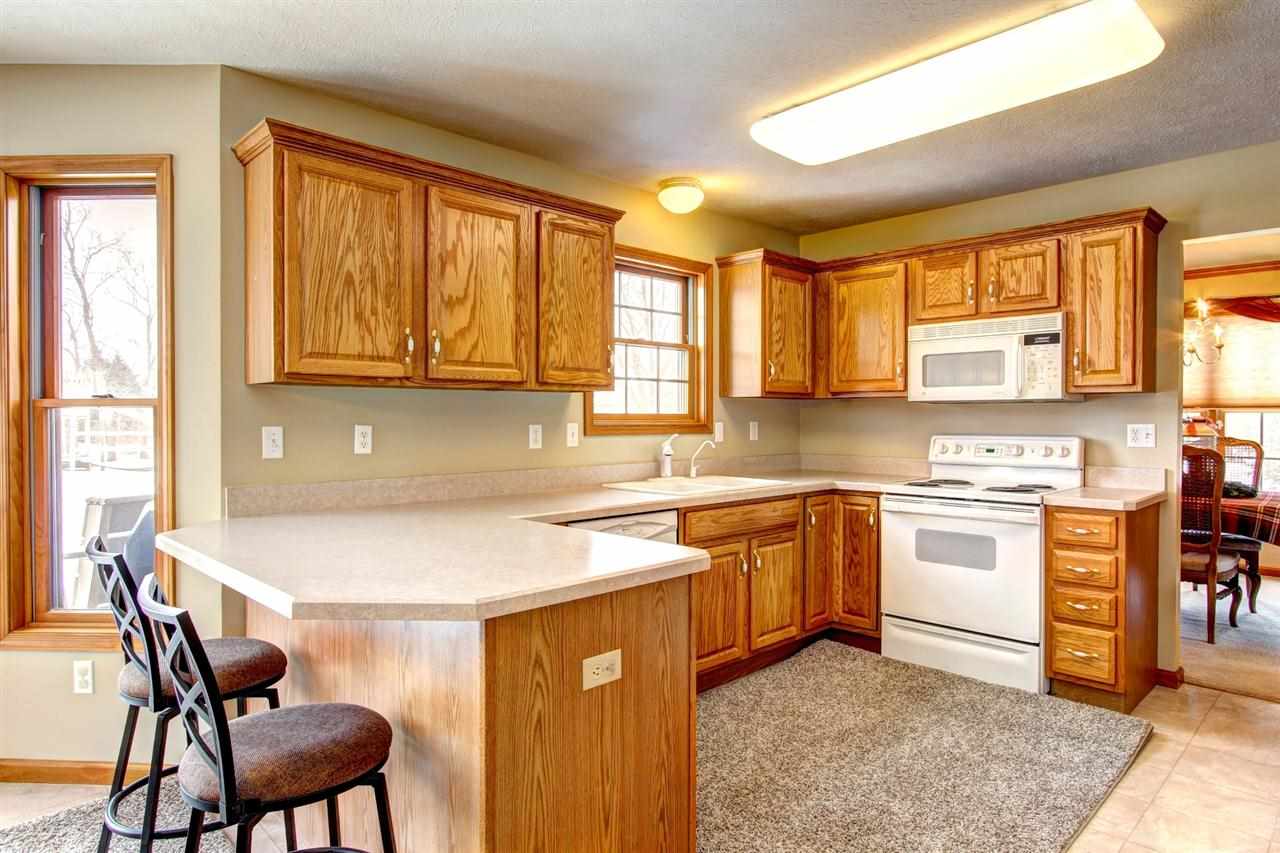 18950 Welborn Ct, Goshen, IN 46528 photo 4