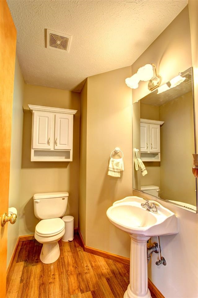 18950 Welborn Ct, Goshen, IN 46528 photo 14