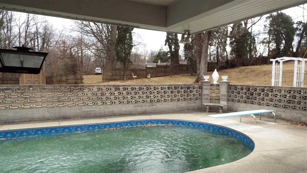 435 E Mill Rd, Evansville, IN 47711 photo 25
