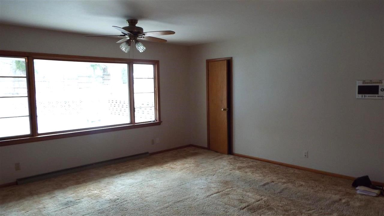 435 E Mill Rd, Evansville, IN 47711 photo 5