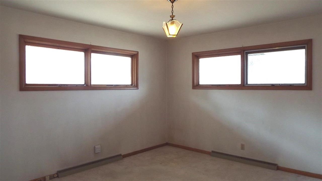 435 E Mill Rd, Evansville, IN 47711 photo 4