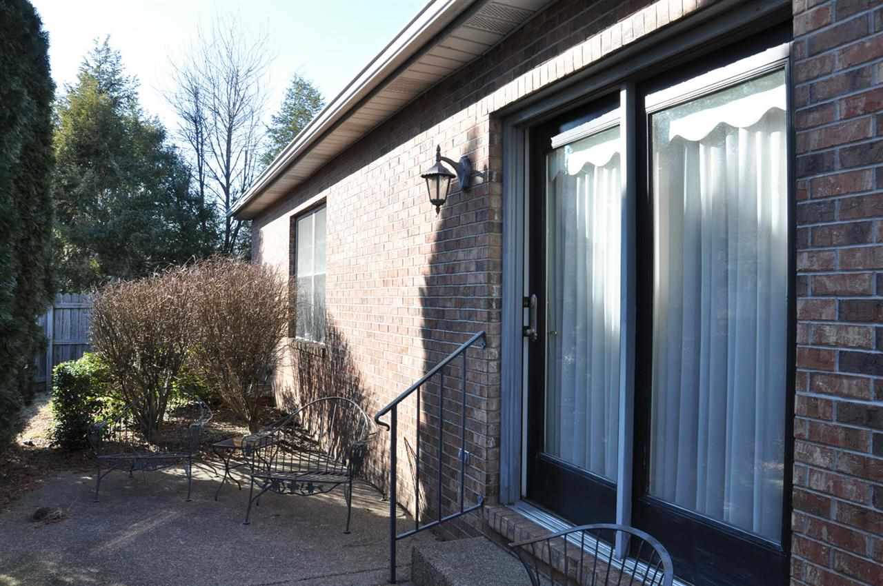 6423 Hearthstone Dr, Evansville, IN 47715 photo 23