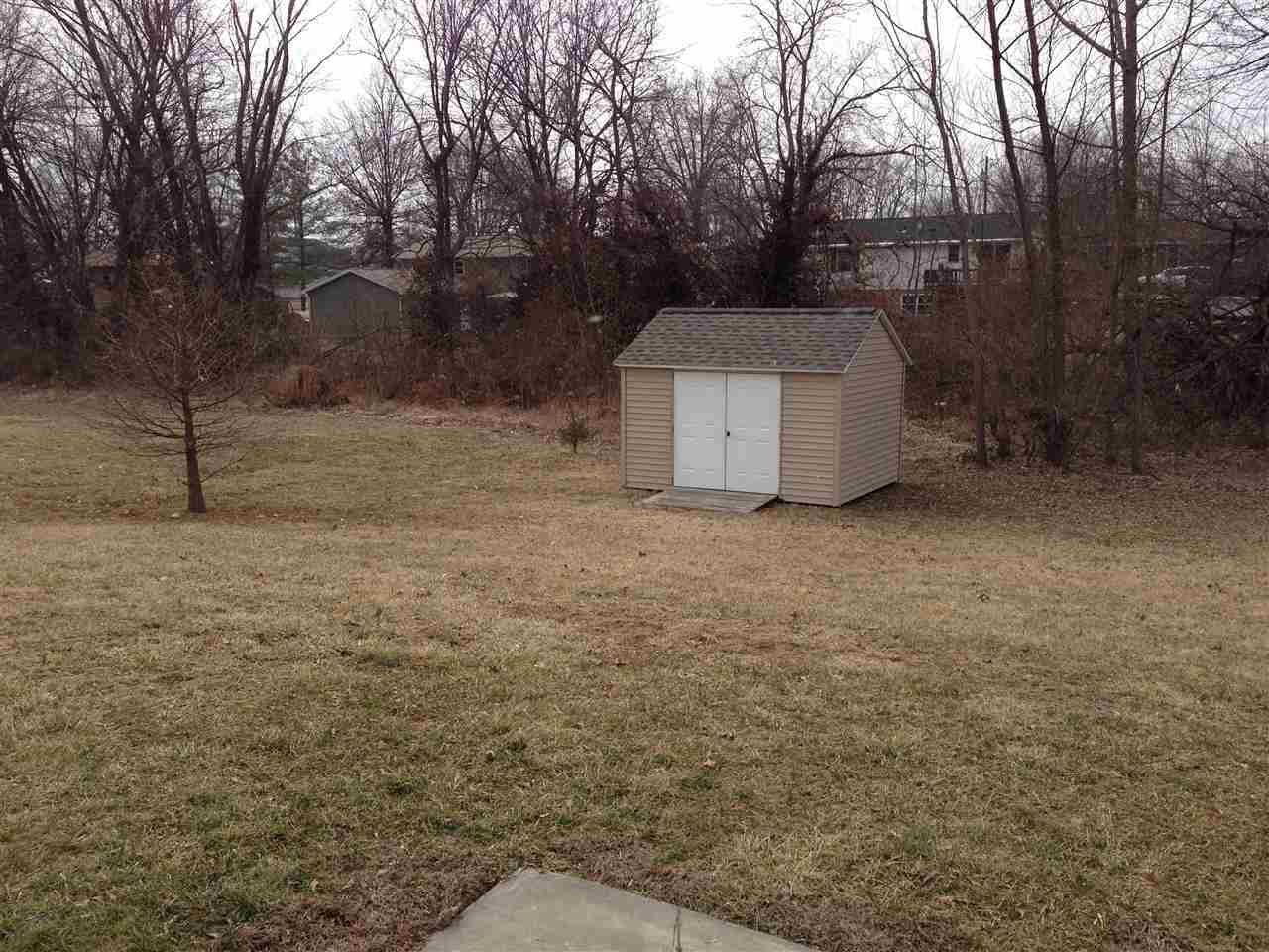 7957 S Andee Ln, Fort Branch, IN 47648 photo 13