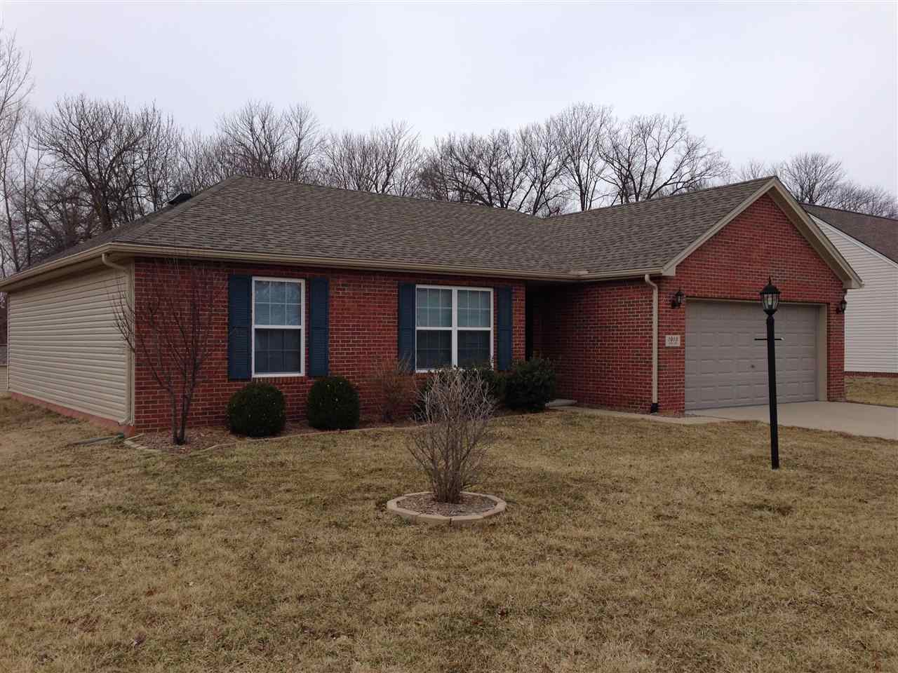 7957 S Andee Ln, Fort Branch, IN 47648 photo 1