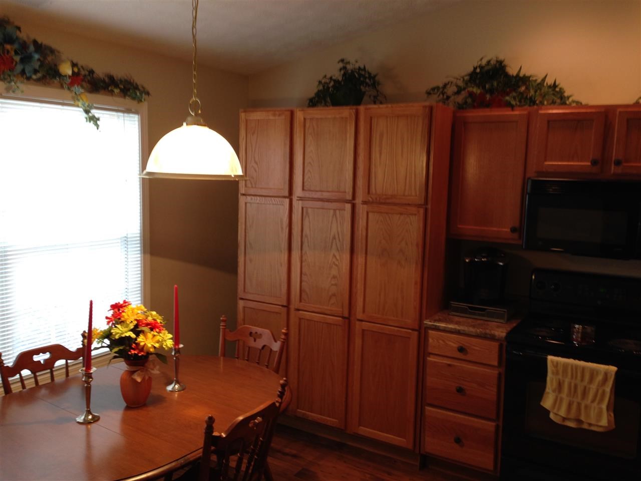 7957 S Andee Ln, Fort Branch, IN 47648 photo 5