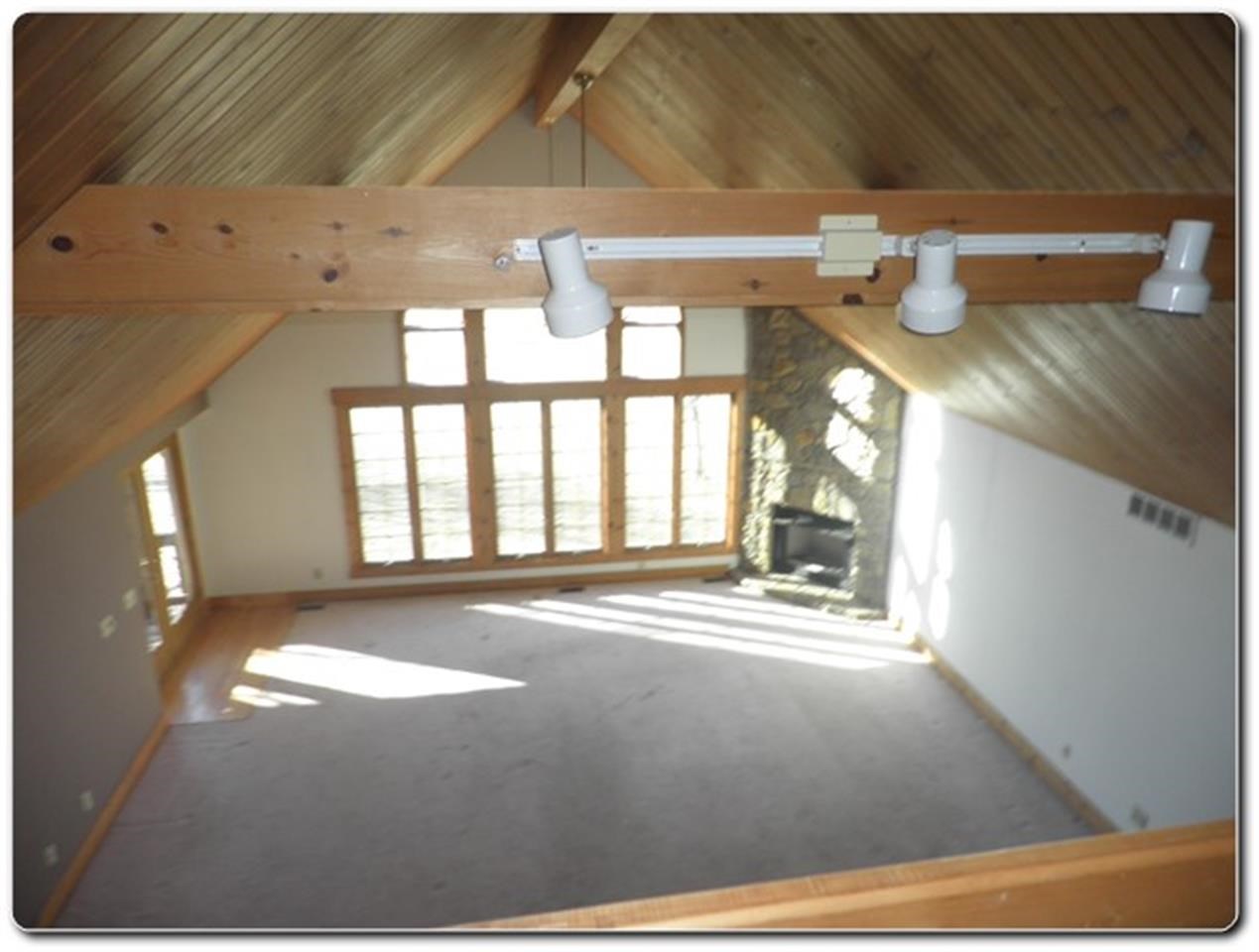 865 E Smithville Rd, Bloomington, IN 47401 photo 5