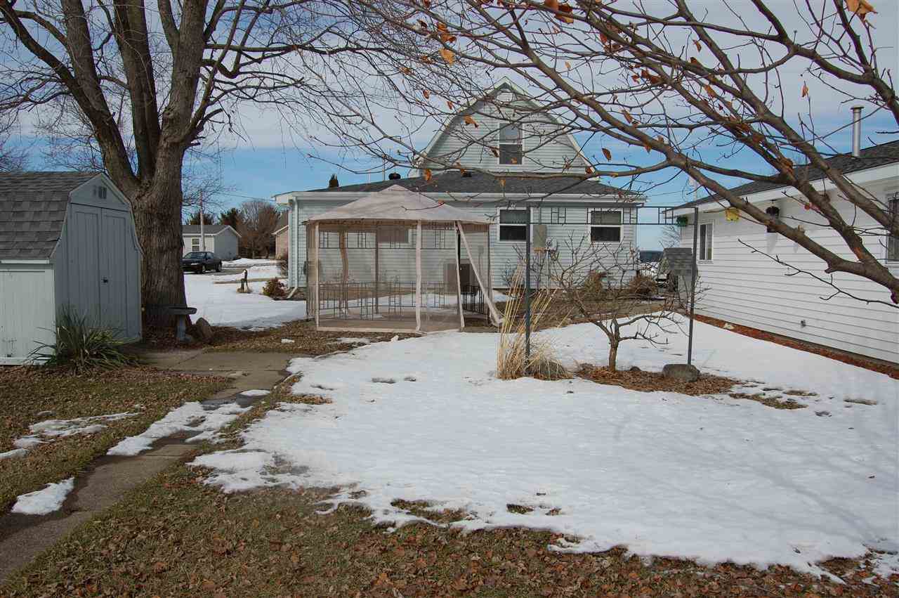 209 W Walnut St, Chalmers, IN 47929 photo 27