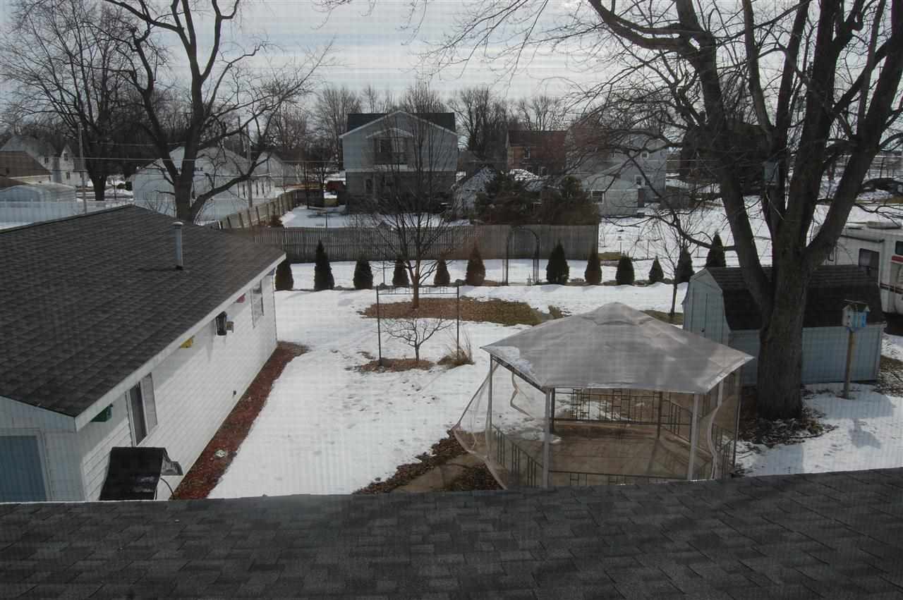 209 W Walnut St, Chalmers, IN 47929 photo 29