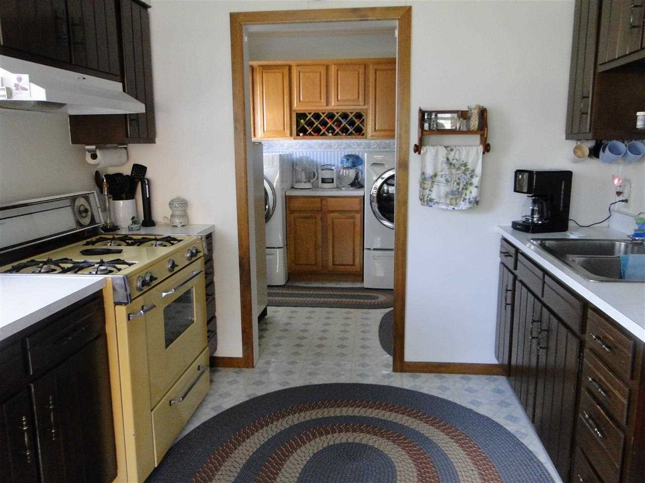 209 W Walnut St, Chalmers, IN 47929 photo 11