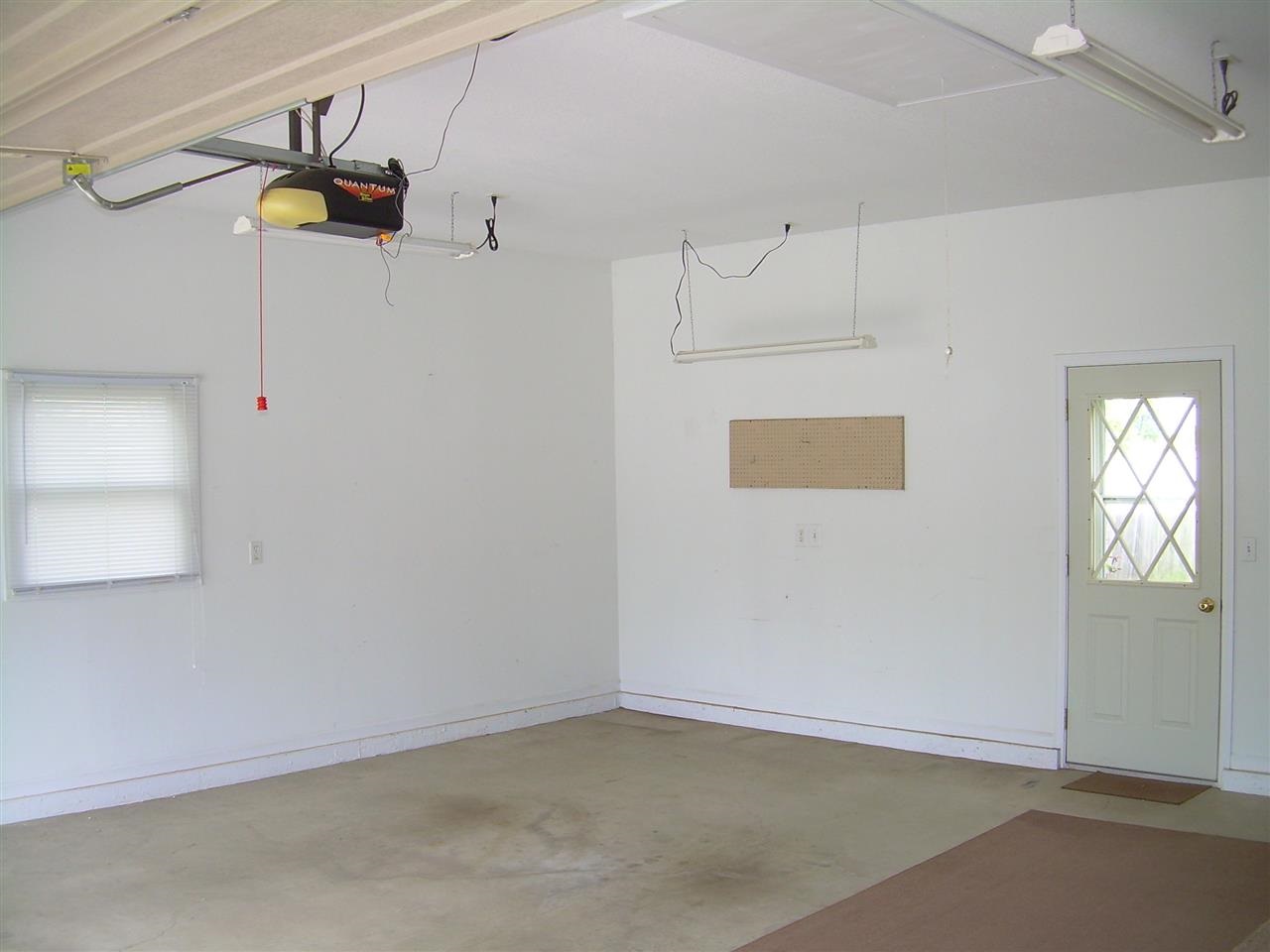 102 Booth Dr, Wolcottville, IN 46795 photo 21