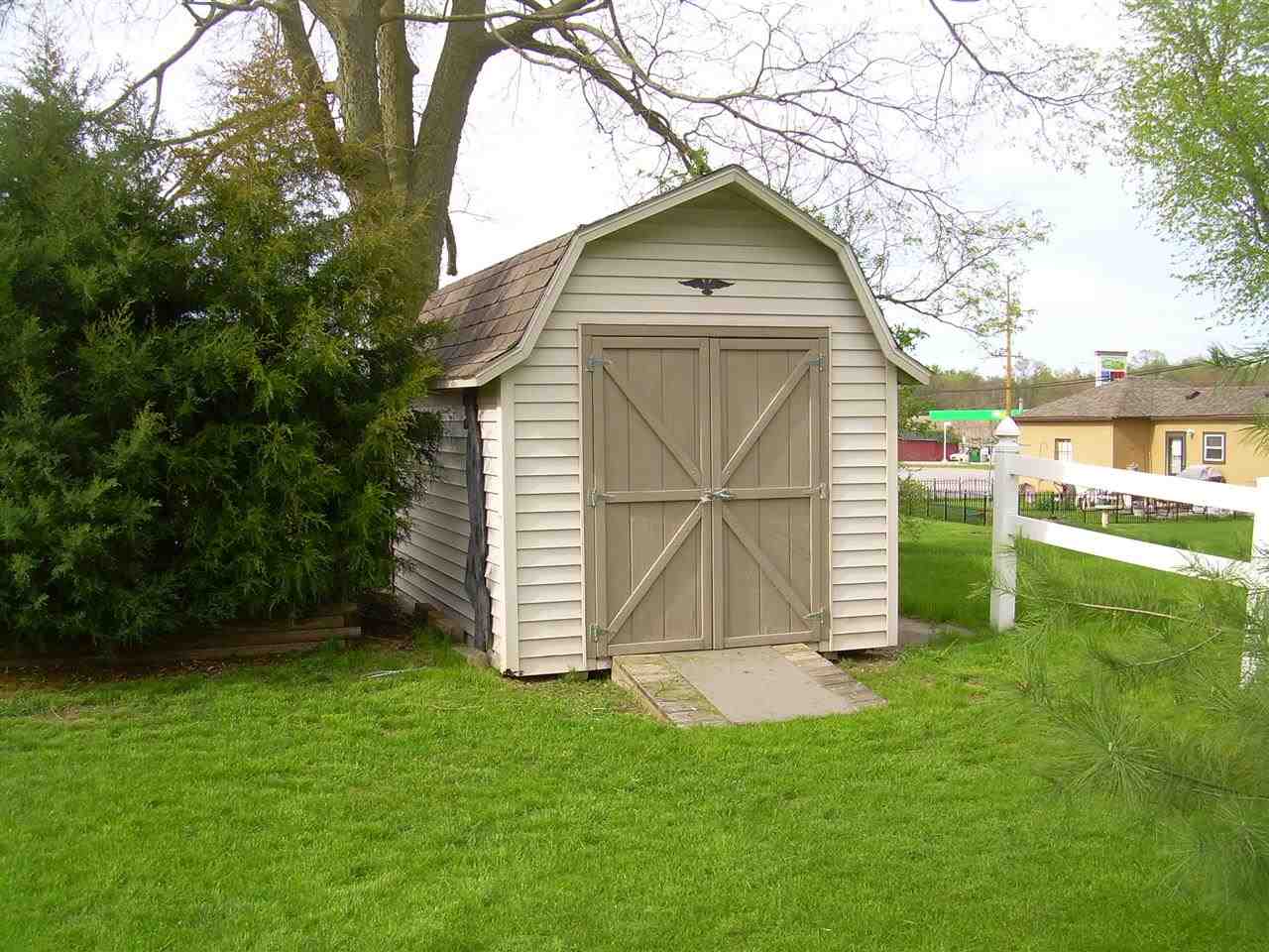 102 Booth Dr, Wolcottville, IN 46795 photo 7