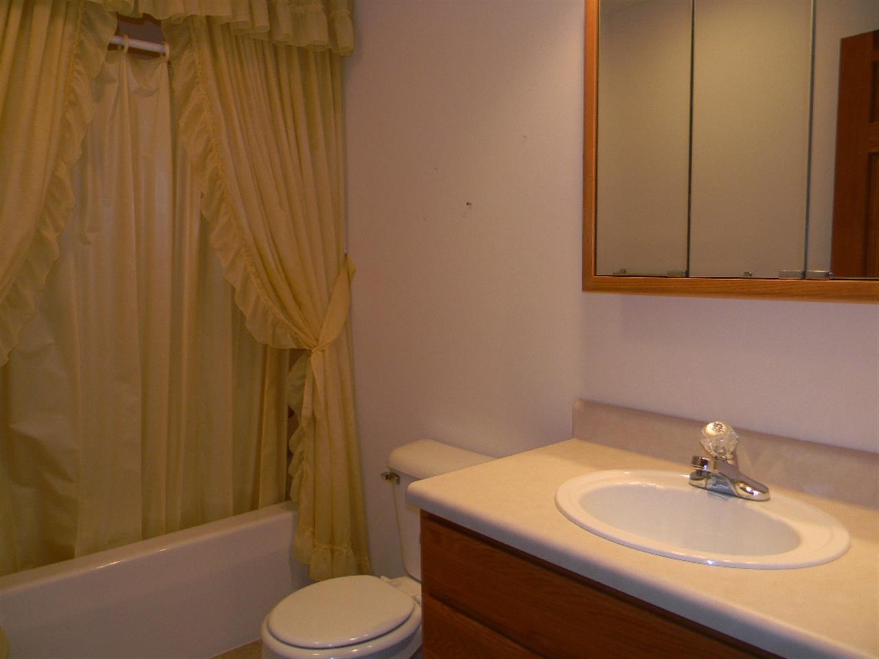 102 Booth Dr, Wolcottville, IN 46795 photo 15
