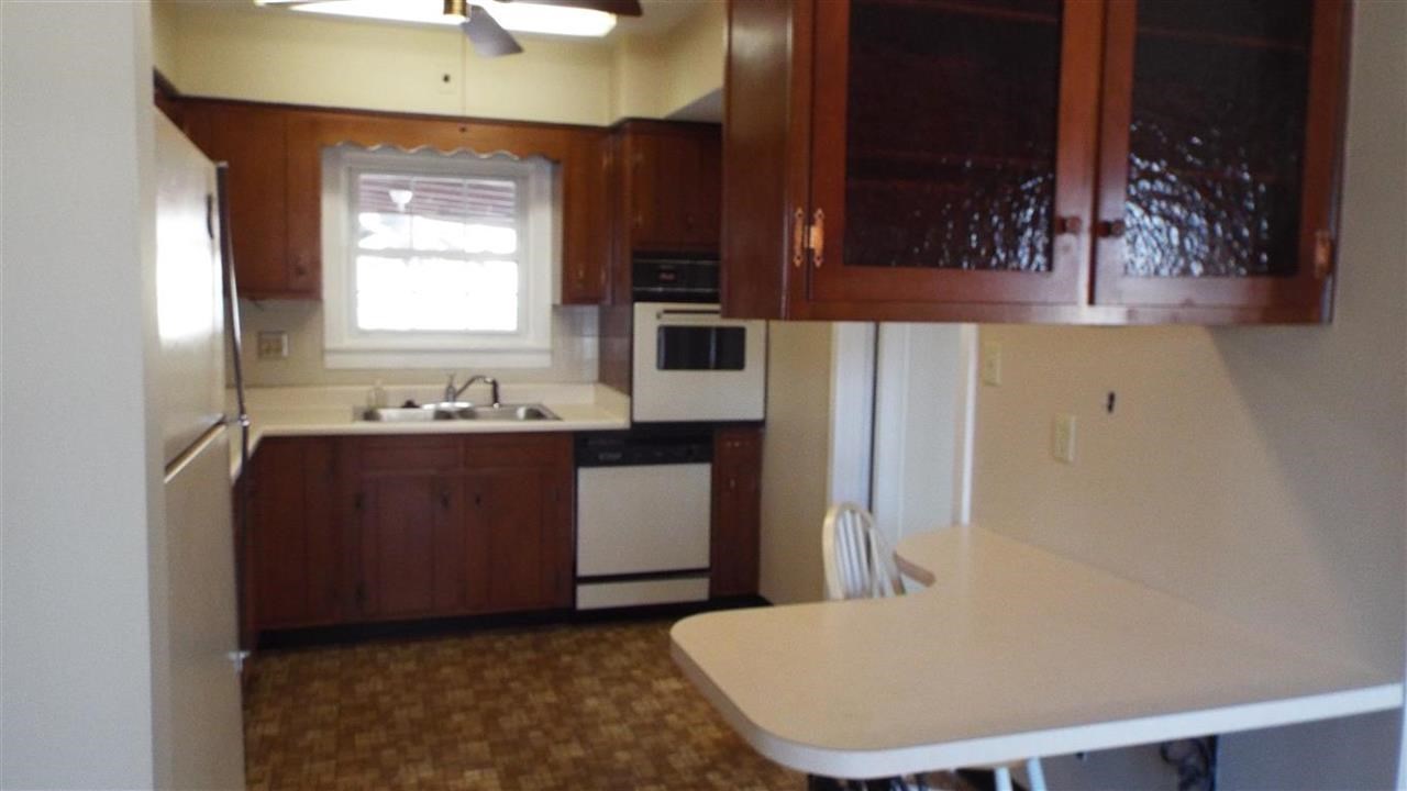 1209 S Bennighof Ave, Evansville, IN 47714 photo 5