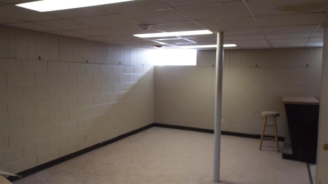 1209 S Bennighof Ave, Evansville, IN 47714 photo 14