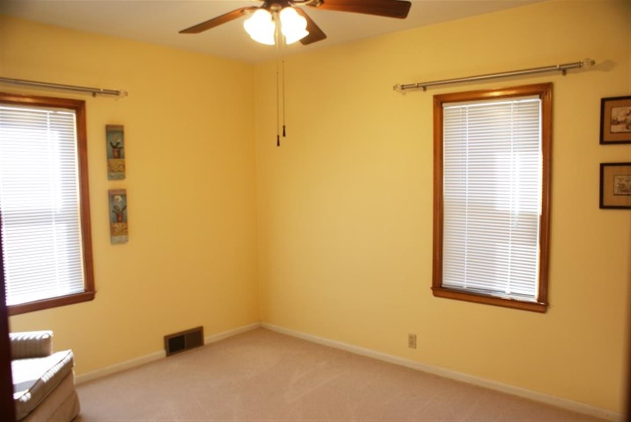305 Van Dusen Ave, Evansville, IN 47711 photo 17