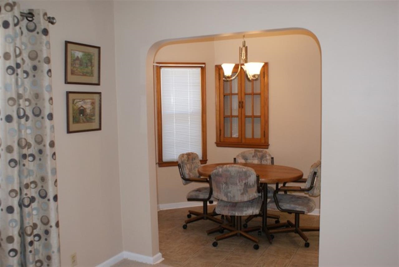 305 Van Dusen Ave, Evansville, IN 47711 photo 4