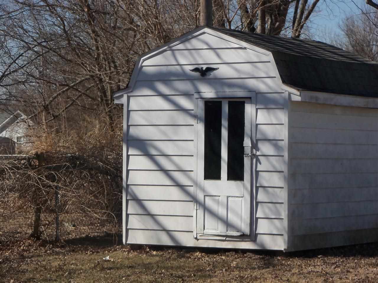 514 Maple St, Bicknell, IN 47512 photo 5