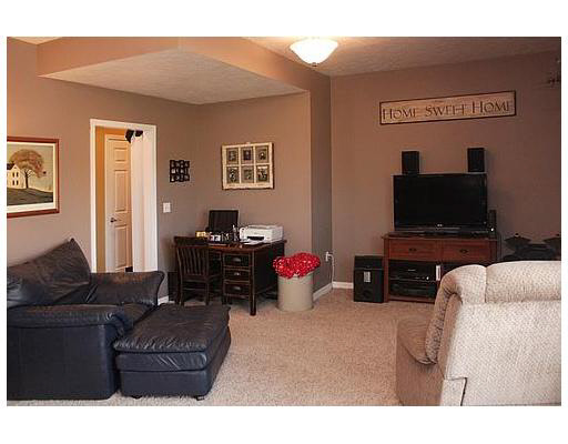 109 Lavender Ct, New Carlisle, IN 46552 photo 16