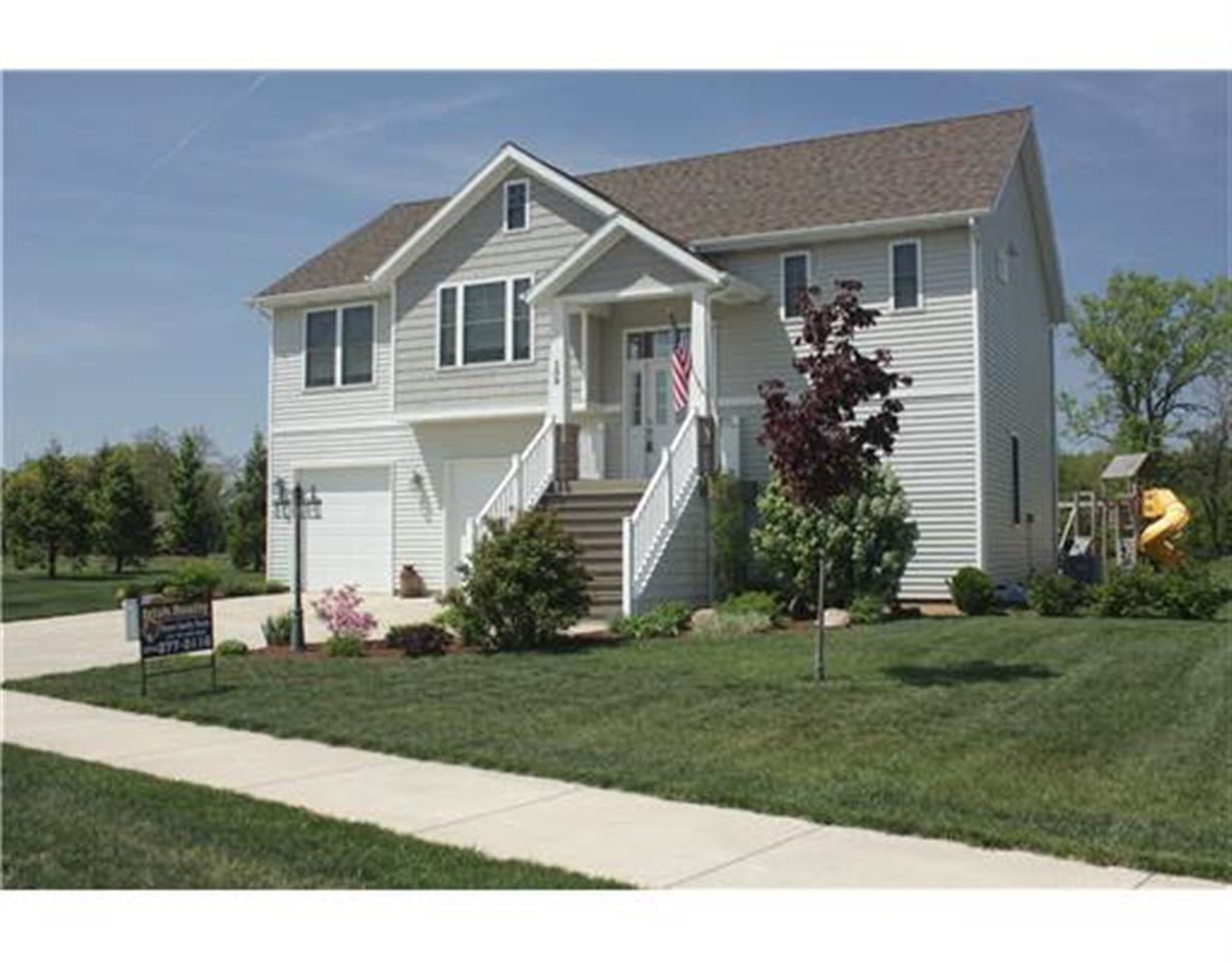109 Lavender Ct, New Carlisle, IN 46552 photo 1